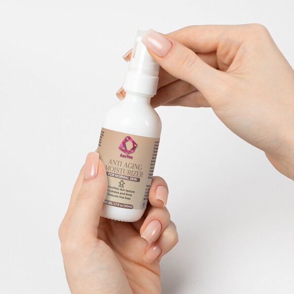 AavYos Anti Aging Moisturizer for Normal Skin - Picture 2 of 6